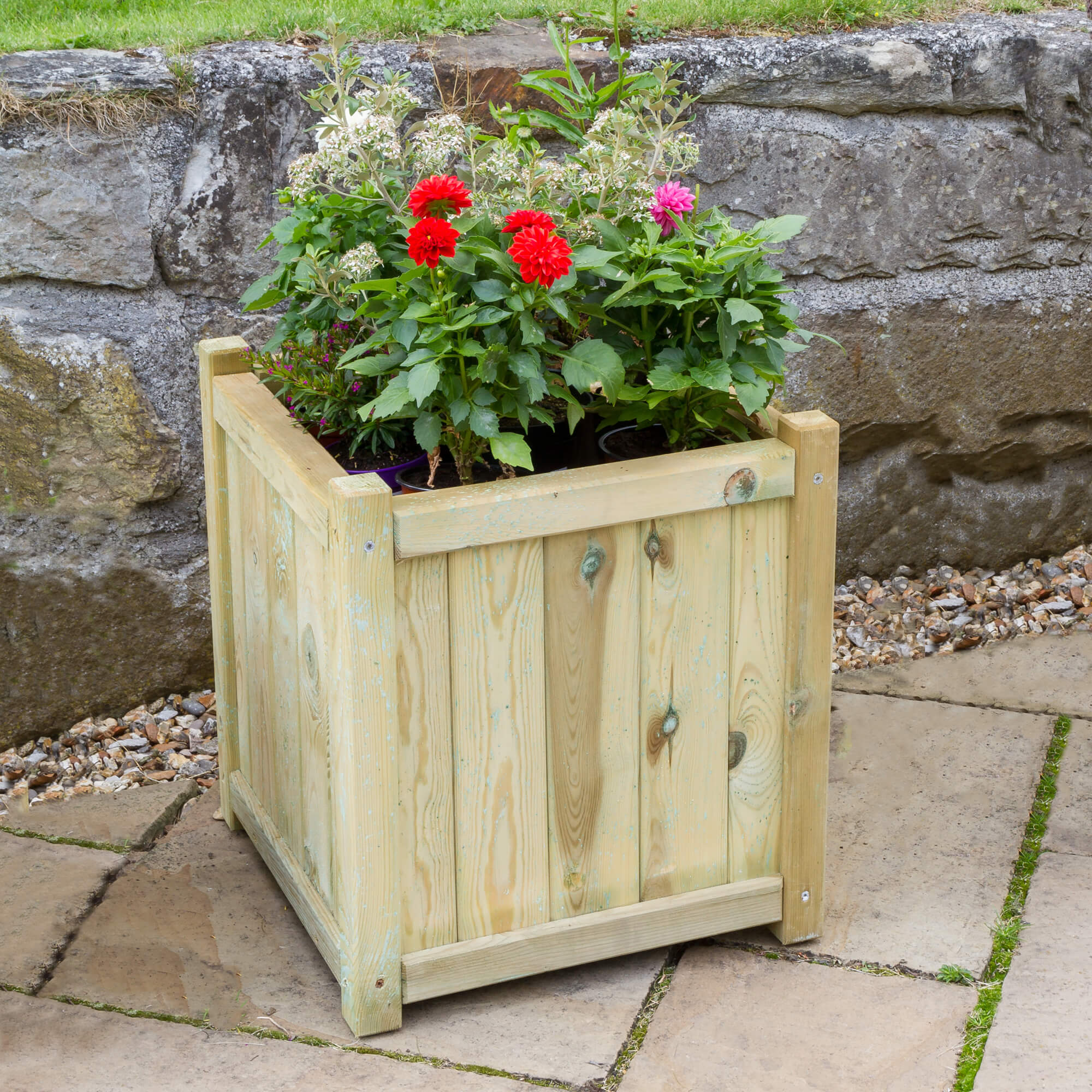 Holywell Planter Medium 1.jpg